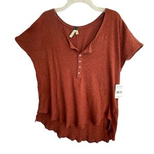 NWT WE THE FREE Free People Linen Blend Henley Tuscan Red Asymmetrical Shirt Med